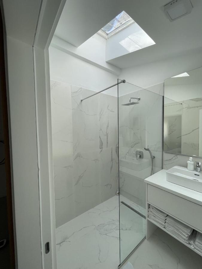 Lungomare Apartments Petrovac المظهر الخارجي الصورة