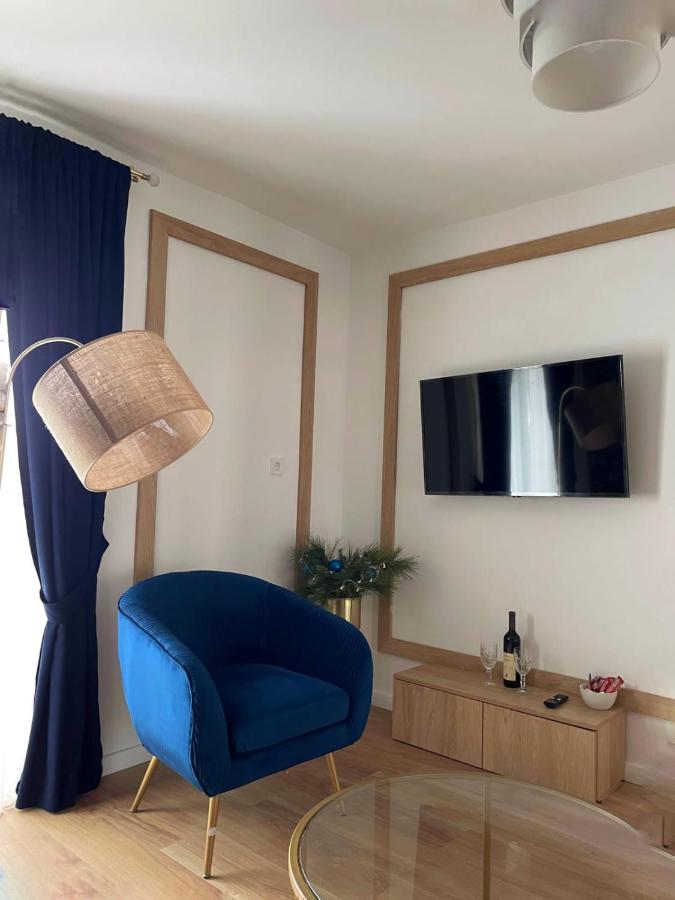 Lungomare Apartments Petrovac المظهر الخارجي الصورة