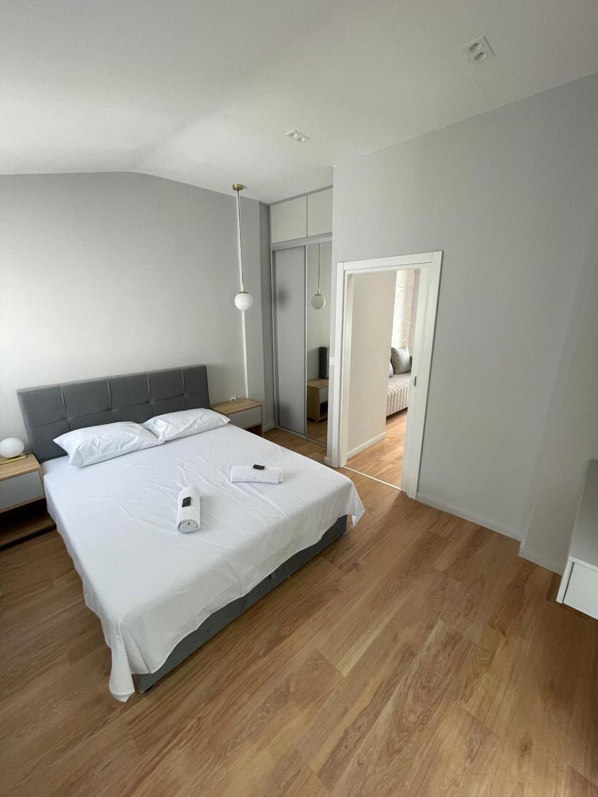 Lungomare Apartments Petrovac المظهر الخارجي الصورة